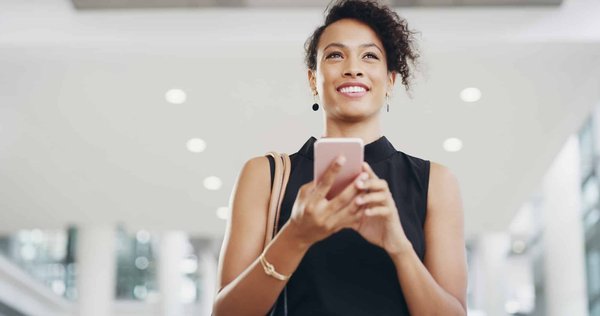 Quelle est la meilleure approche pour intégrer la formation en communication non verbale pour les négociateurs ?